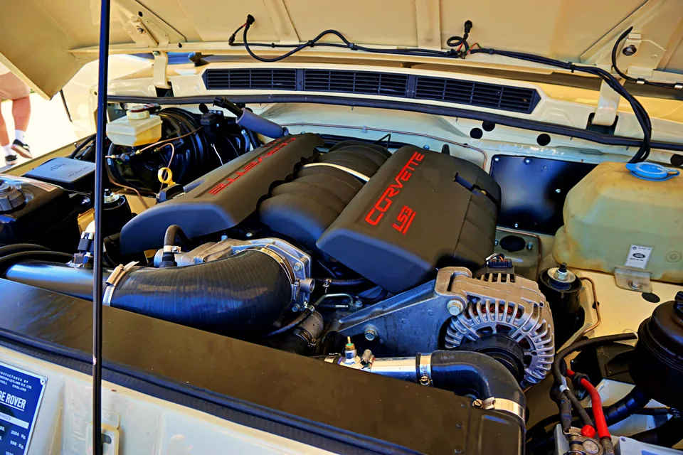V8 engine in a classic Range Rover